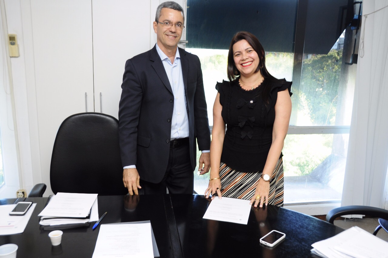 Vice-Prefeita e Secretária de Educação de Ibicaraí toma posse no Conselho de Esporte do Estado da Bahia. foto SETRE (2)