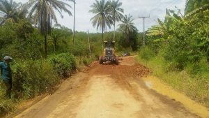 Estrada de Sambaituba passa por reparos - Secom (1)