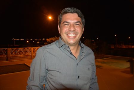 poççççççççççoes