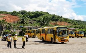 Veículos da Via Metro, veículos são vistoriados pela Sutram. Foto Clodoaldo Ribeiro.