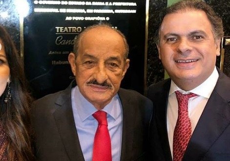 Portal-Acesse-Política-Aqui-você-sabe-o-que-ler-acessepolitica.com_.br-João-Bacelar-declara-não-abrir-mão-de-Fernando-Gomes-na-reeleição-em-Itabuna