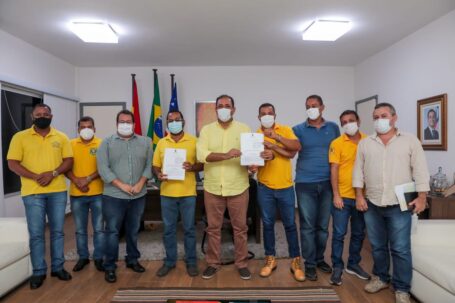 Assinatura do PCCR foto Rodrigo Macedo - PMI