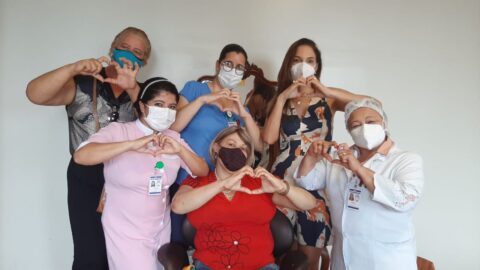 equipe com paciente