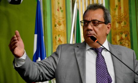 anotabahia-carlos-muniz-do-ptb-e-novo-presidente-da-camara-municipal-de-salvador-carlos-muniz-anotabahia-scaled