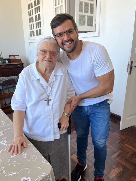 FOTO_VALDERICO_JR_IRMÃ_GEORGINA_14_05_2024