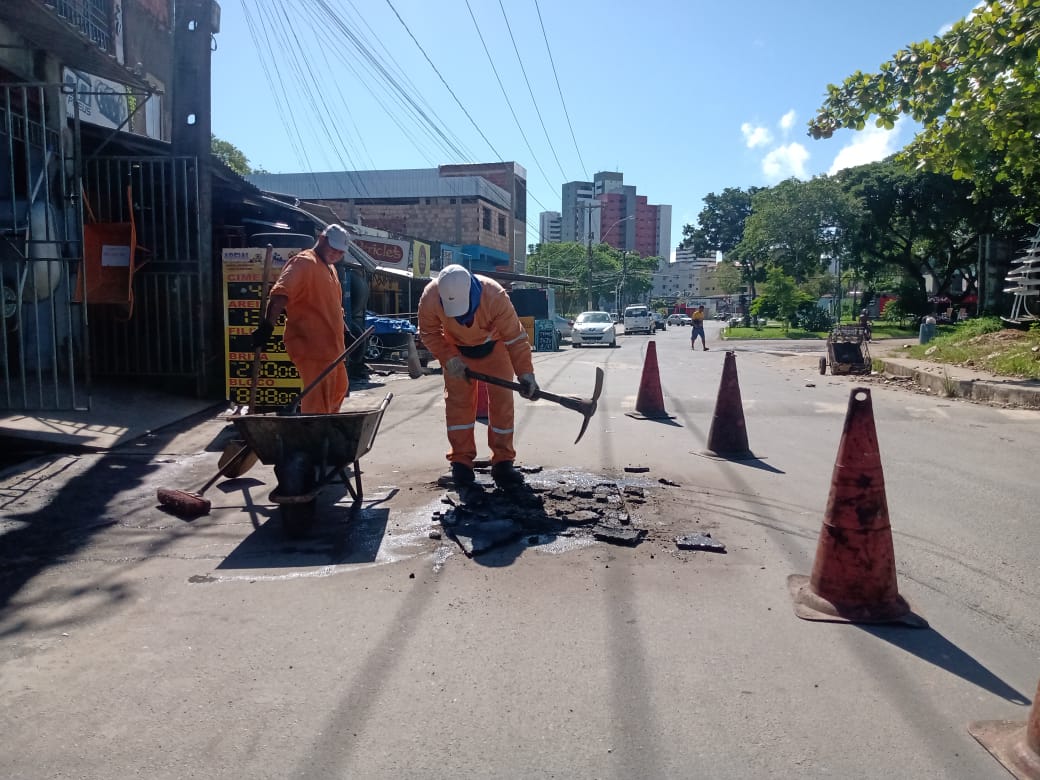 No Banco Raso, os serviços da Operação Tapa-Buracos se iniciaram pela Rua Beira-Rio - Fotos Ascom (3)