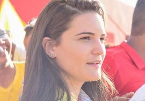 prefeita-de-prado-mayra-brito (1)